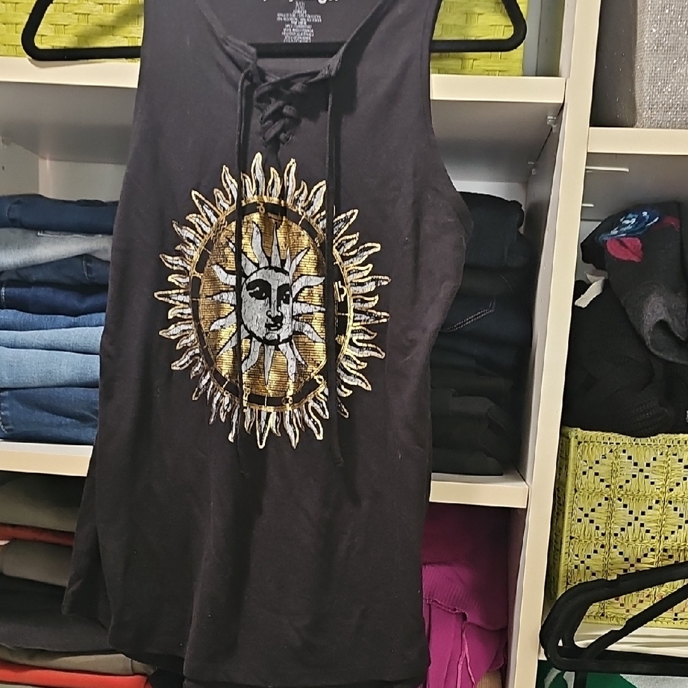Black Sun Graphic Women's Tank Top